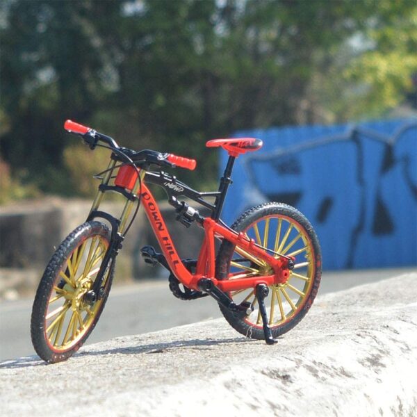 Metro Toys & Gift® Down Hill 1:10 Scale Die-Cast Alloy Racing Finger Bicycle Model Toy Desktop Decoration Crafts for Cycling Lovers Bike Racers Children Boys and Girls【Colors as Per Stock】 - Image 2