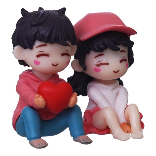 eCraftIndia Miniature Cute Romantic Couple Statue, Boy Giving Heart to Girl Decorative Showpiece - Valentine's Day Gifts for Girlfriend, Boyfriend, Husband, Wife (Polyresin, Multicolor) - Image 4