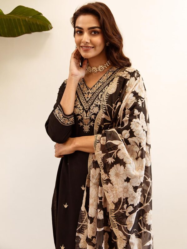 INDO ERA Women's Viscose Rayon Embroidered Straight Salwar Kurta Dupatta Set - Image 5