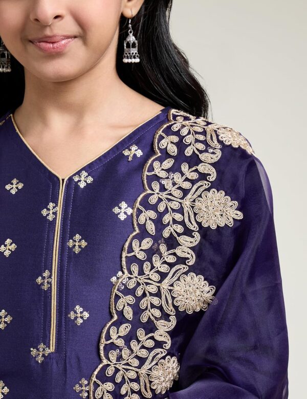 Amazon Brand - Symbol Girl's Rayon Ethnic Wear Embroidered Kurta Set with Organza Dupatta - Image 7