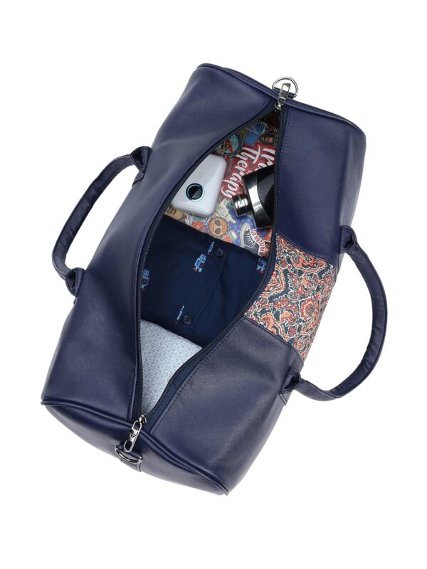 Fur Jaden Eco Friendly Vegan Leather Sustainable and Durable Cabin Duffle Bag 35L Travel Weekender Holiday and Gym Bag (Navy) - Image 4