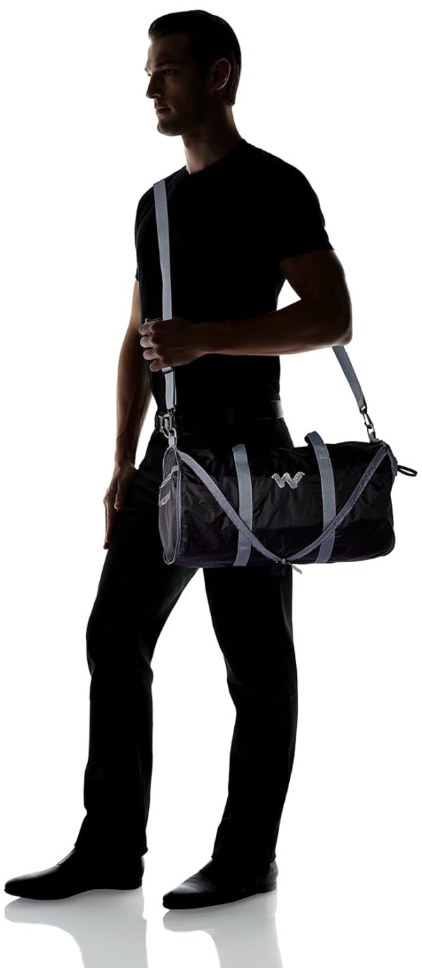 Wildcraft Nylon 18 Inch Black Travel Duffle (Frisbee 2_Black) - Image 5